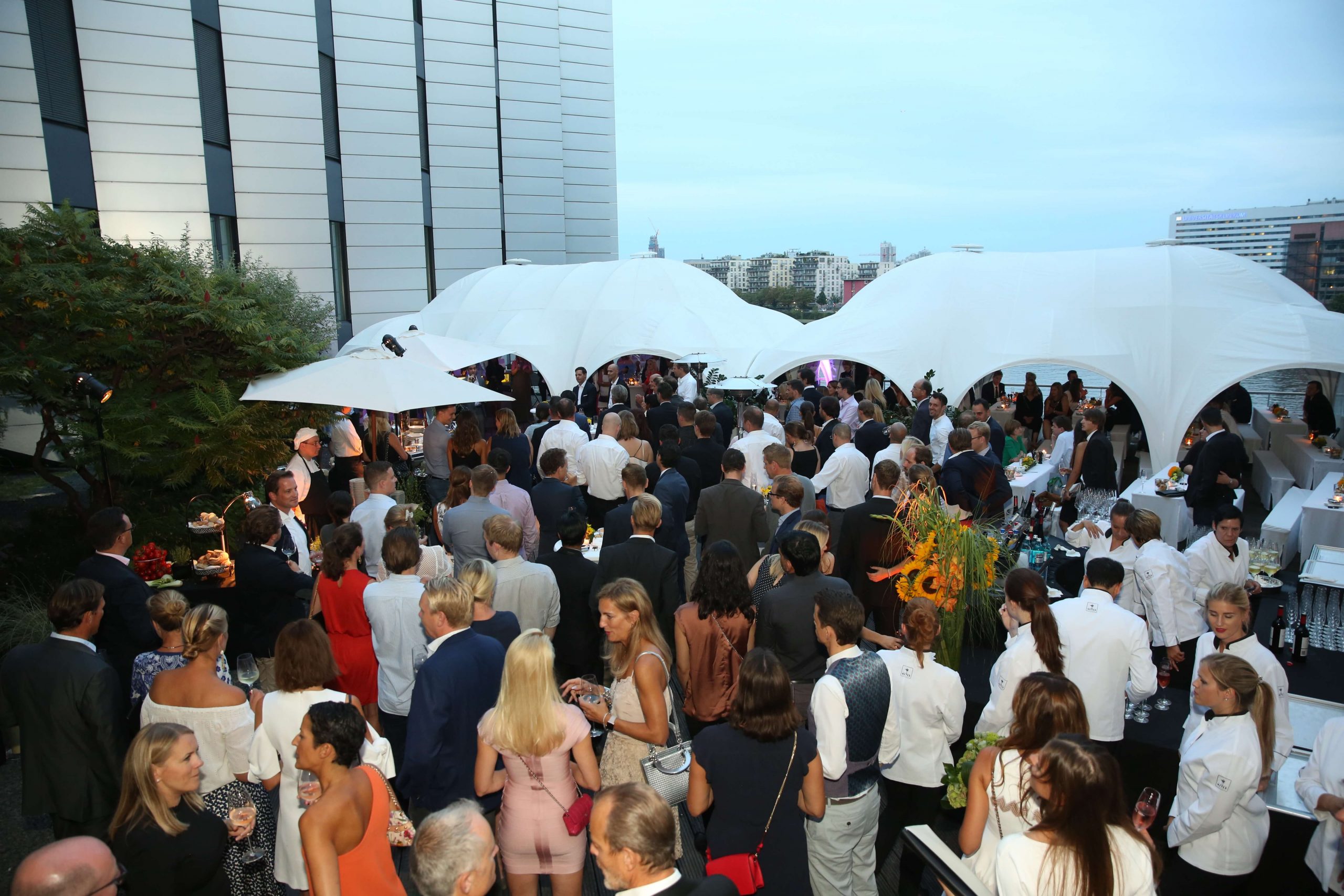 Sommerfest beim Frankfurter InsurTech-Inkubator